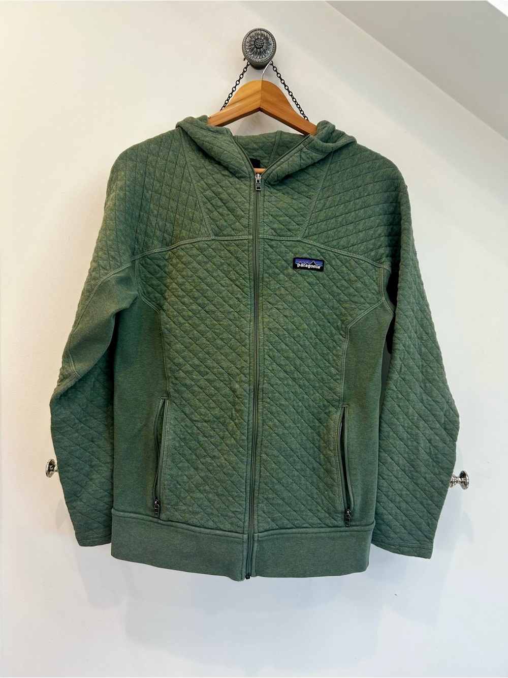 Patagonia Quilted Hoodie - Sage green